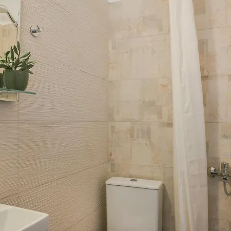 Queen Bee شقة Minia